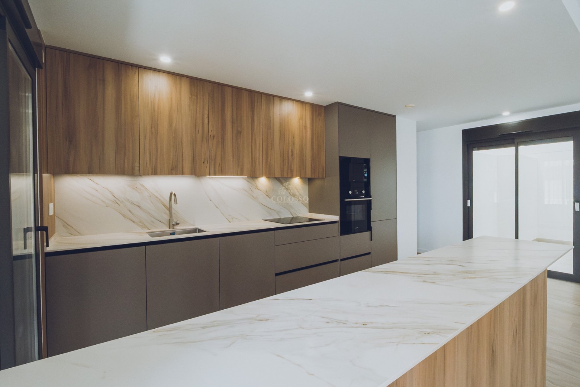 Obra nueva - Apartamento -
Redován