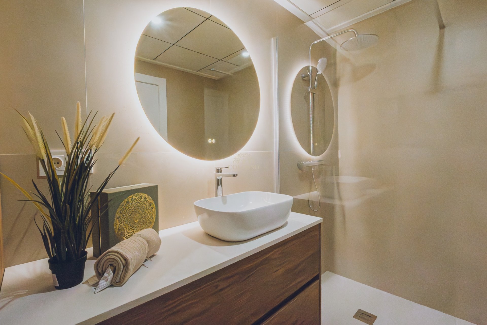 Obra nueva - Apartamento -
Redován