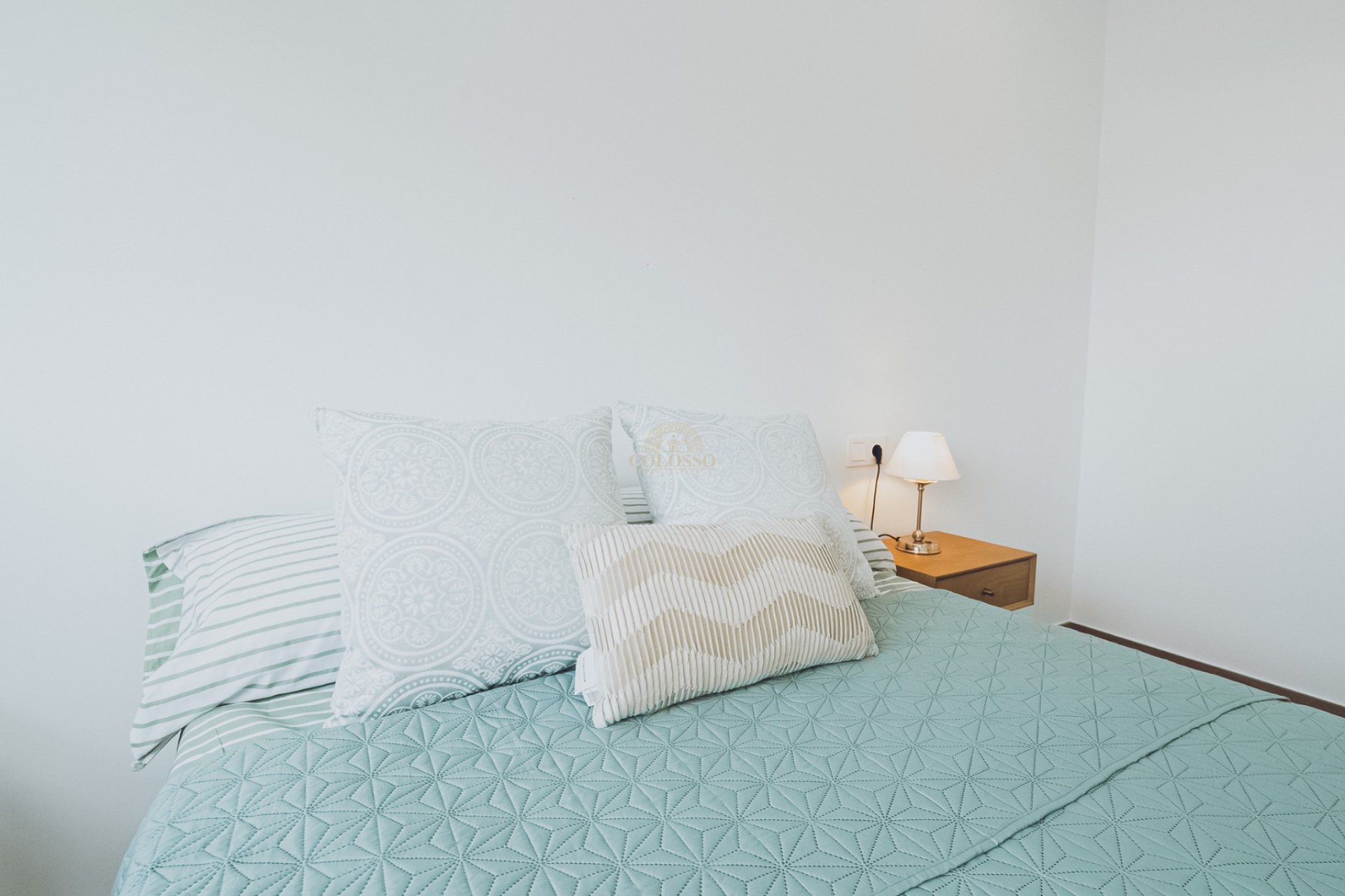 Obra nueva - Apartamento -
Redován