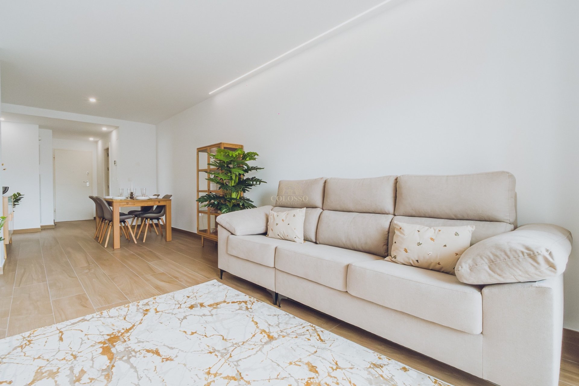 Obra nueva - Apartamento -
Redován