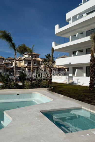 Obra nueva - Ático -
Cabo Roig