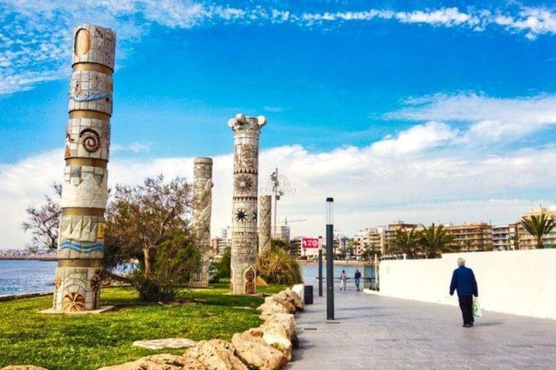 Obra nueva - Planta baja -
Torrevieja - Centro