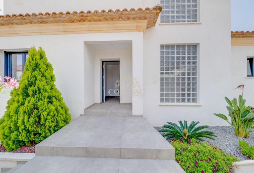 Obra nueva - Villa de Lujo -
Calpe - Ortenbach