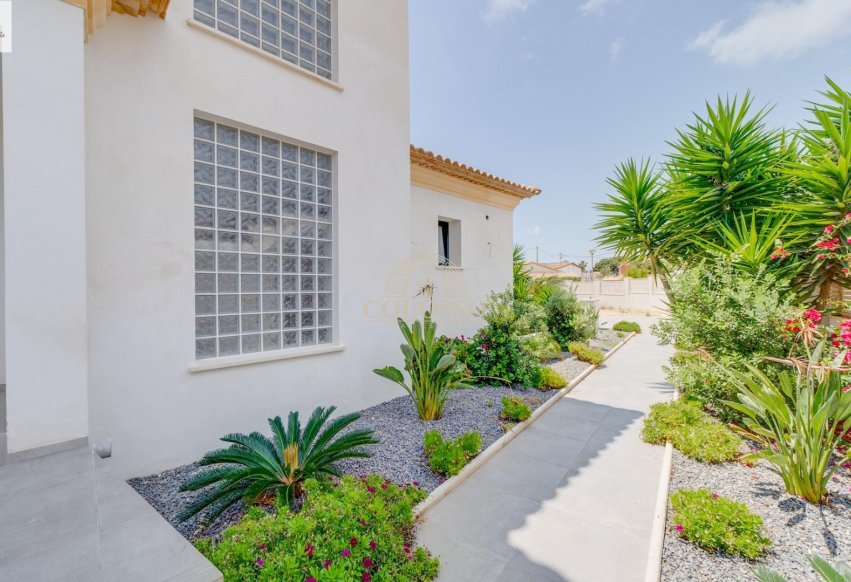 Obra nueva - Villa de Lujo -
Calpe - Ortenbach