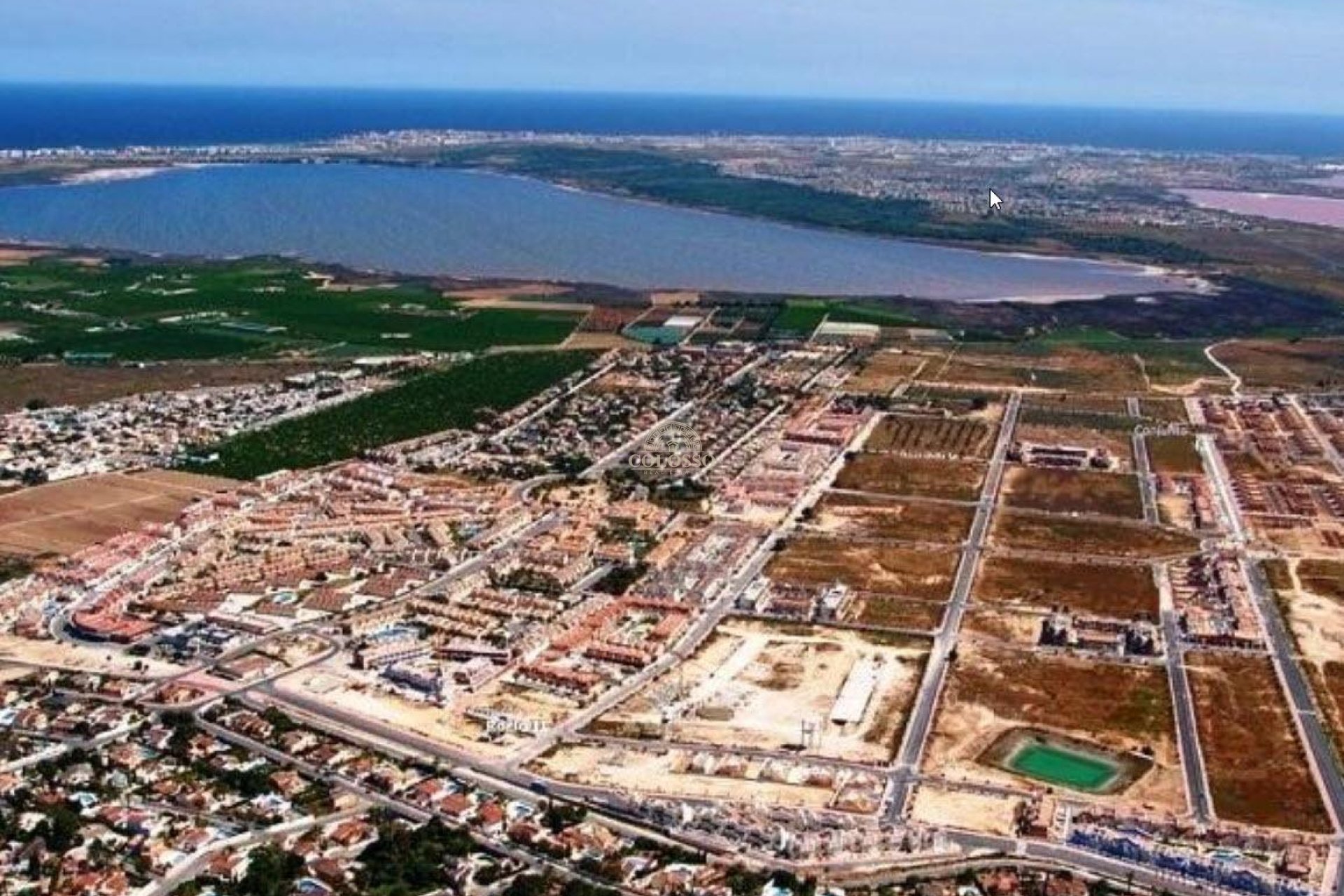 Obra nueva - Villa de Lujo -
Ciudad Quesada - Pueblo bravo
