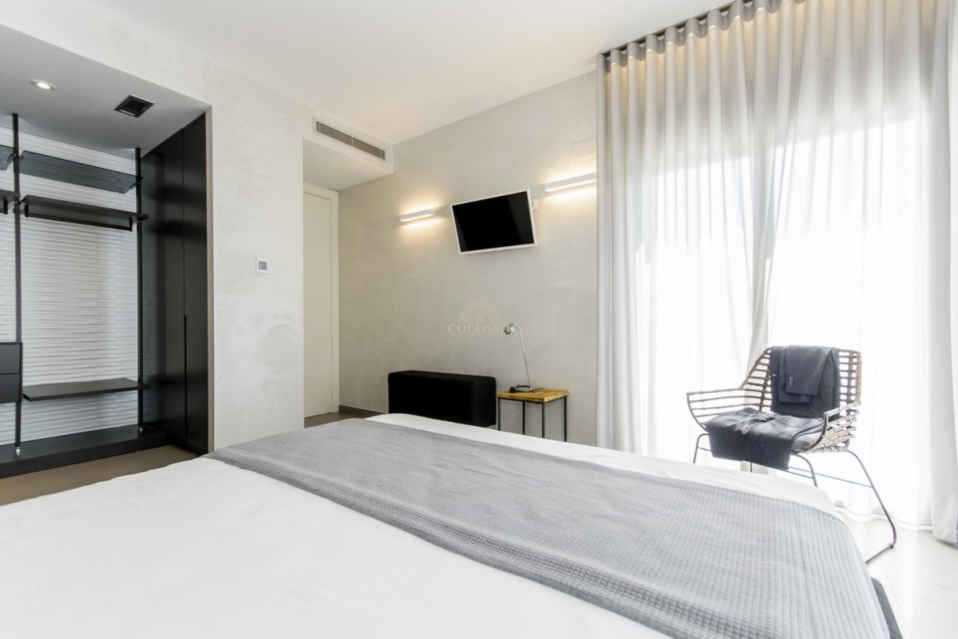 Obra nueva - Villa -
Orihuela Costa - Campoamor