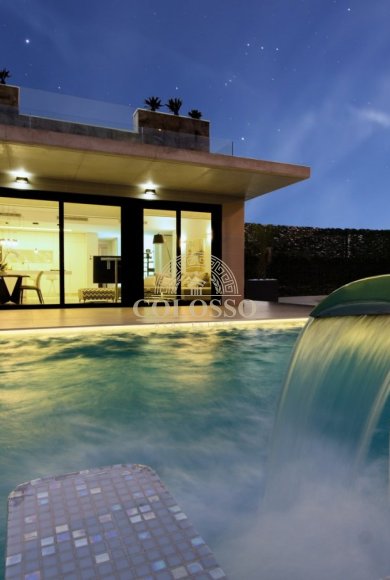 Obra nueva - Villa -
Orihuela Costa - Campoamor