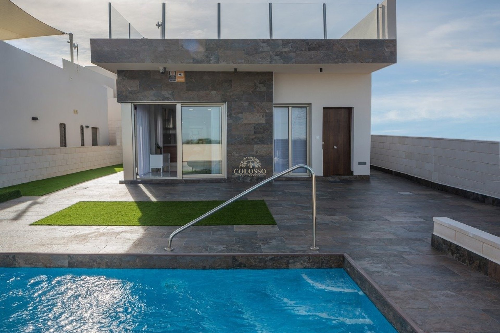 Obra nueva - Villa -
Orihuela Costa - PAU 8