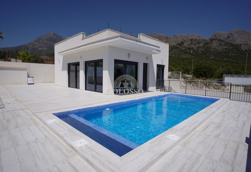 Obra nueva - Villa -
Polop - Alberca
