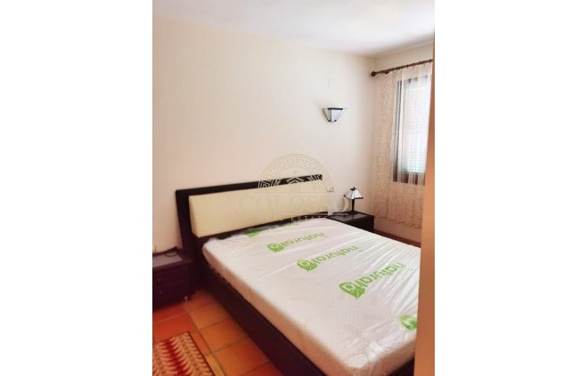 Piso - Reventa - Benidorm -
                    Avenida Beniarda