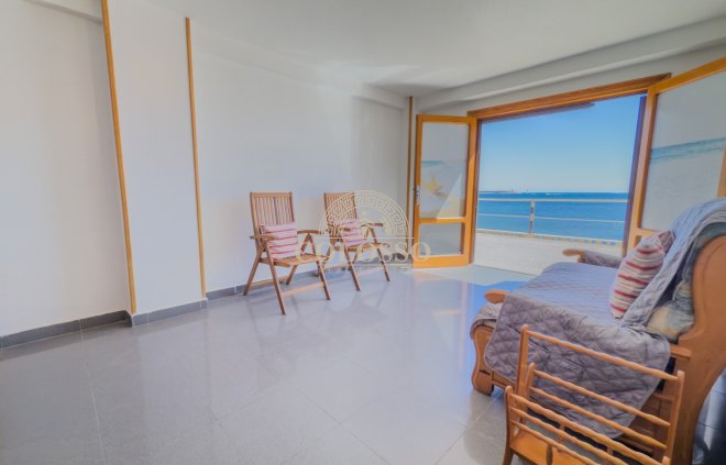 Planta baja - Revente - Torrevieja -
                    El Acequión - Los Náufragos