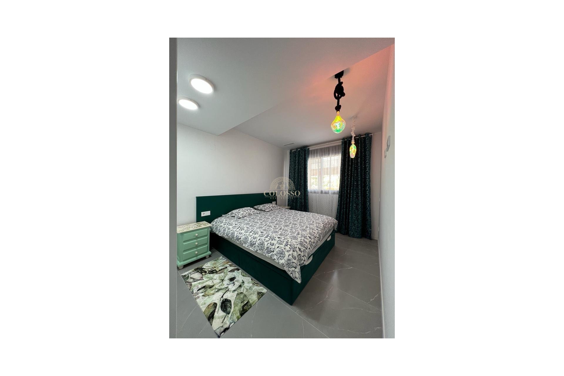 Rental - Apartamento -
Benidorm - Via Parque
