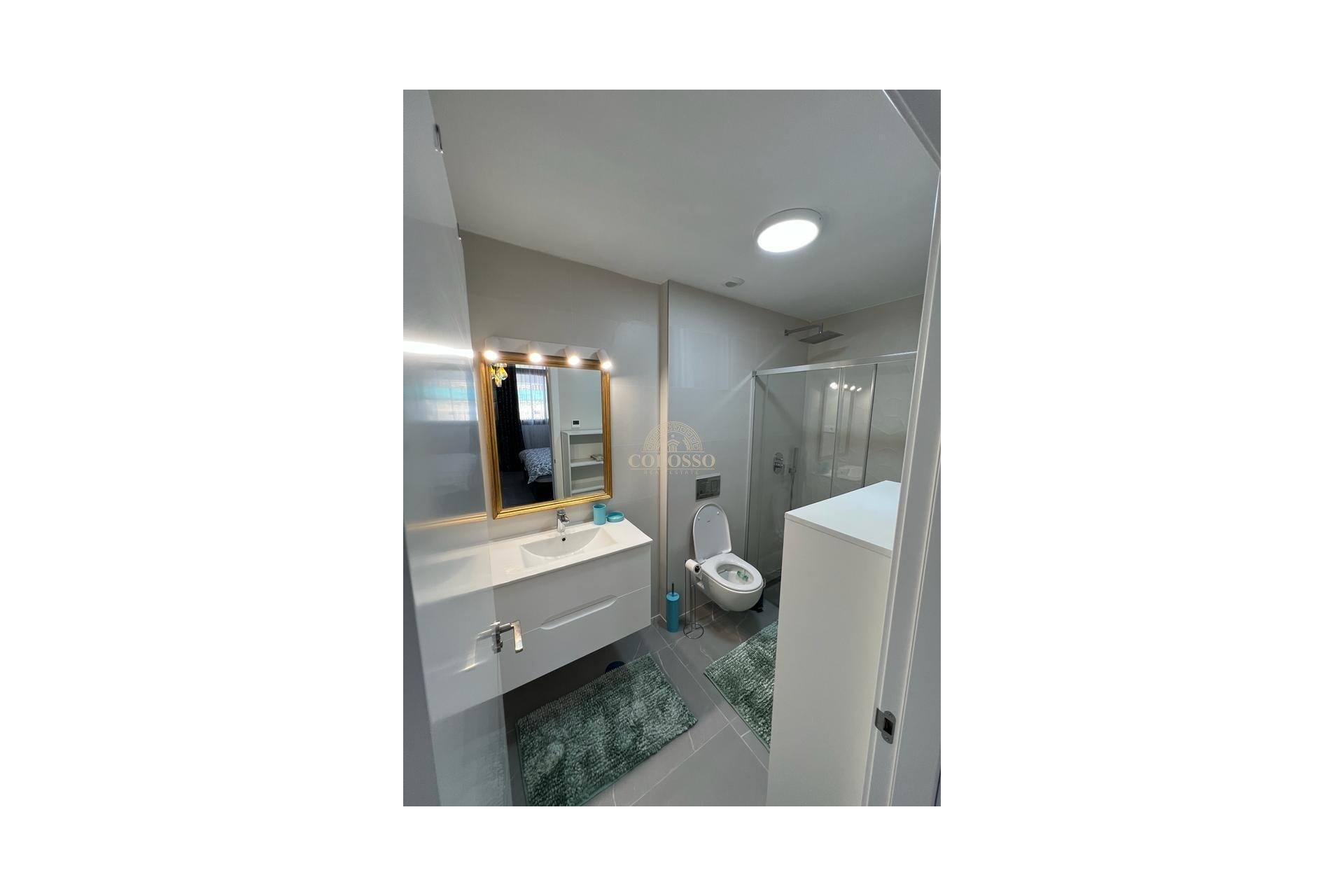 Rental - Apartamento -
Benidorm - Via Parque