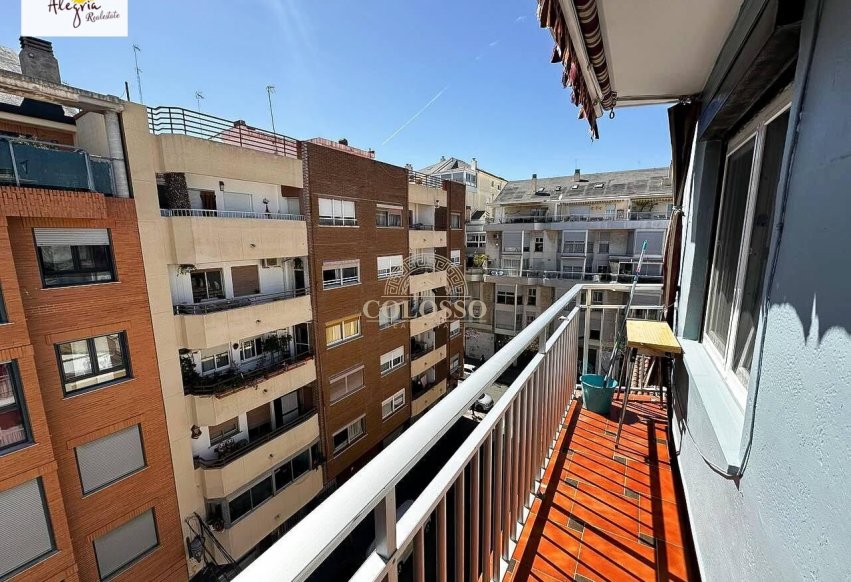Rental - Apartamento -
Valencia - La Creu del Grau