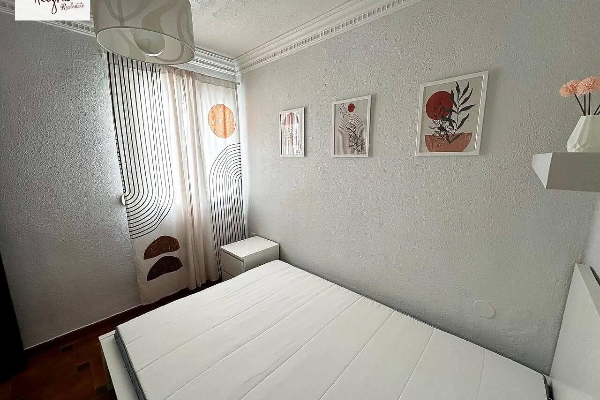 Rental - Apartamento -
Valencia - La Creu del Grau