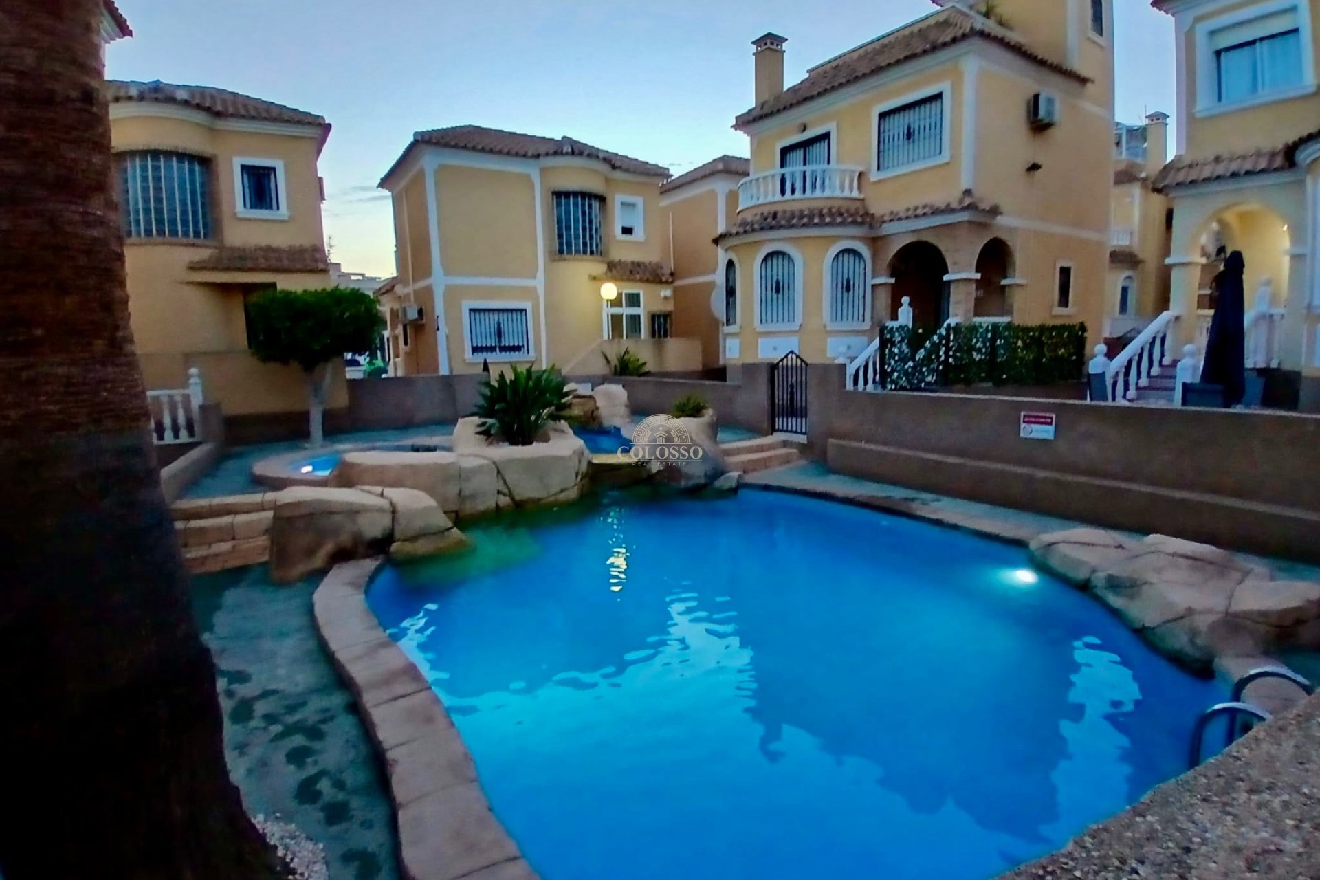 Rental - Chalet -
Orihuela Costa - Las Filipinas