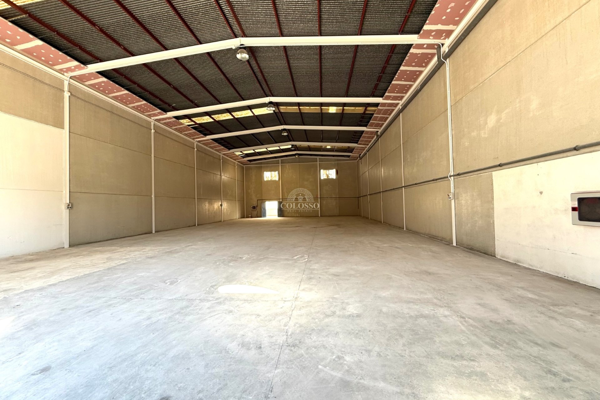 Rental - Commercial Premises -
Catral