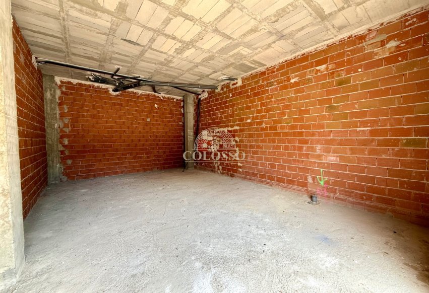 Rental - Commercial Premises -
Rafal