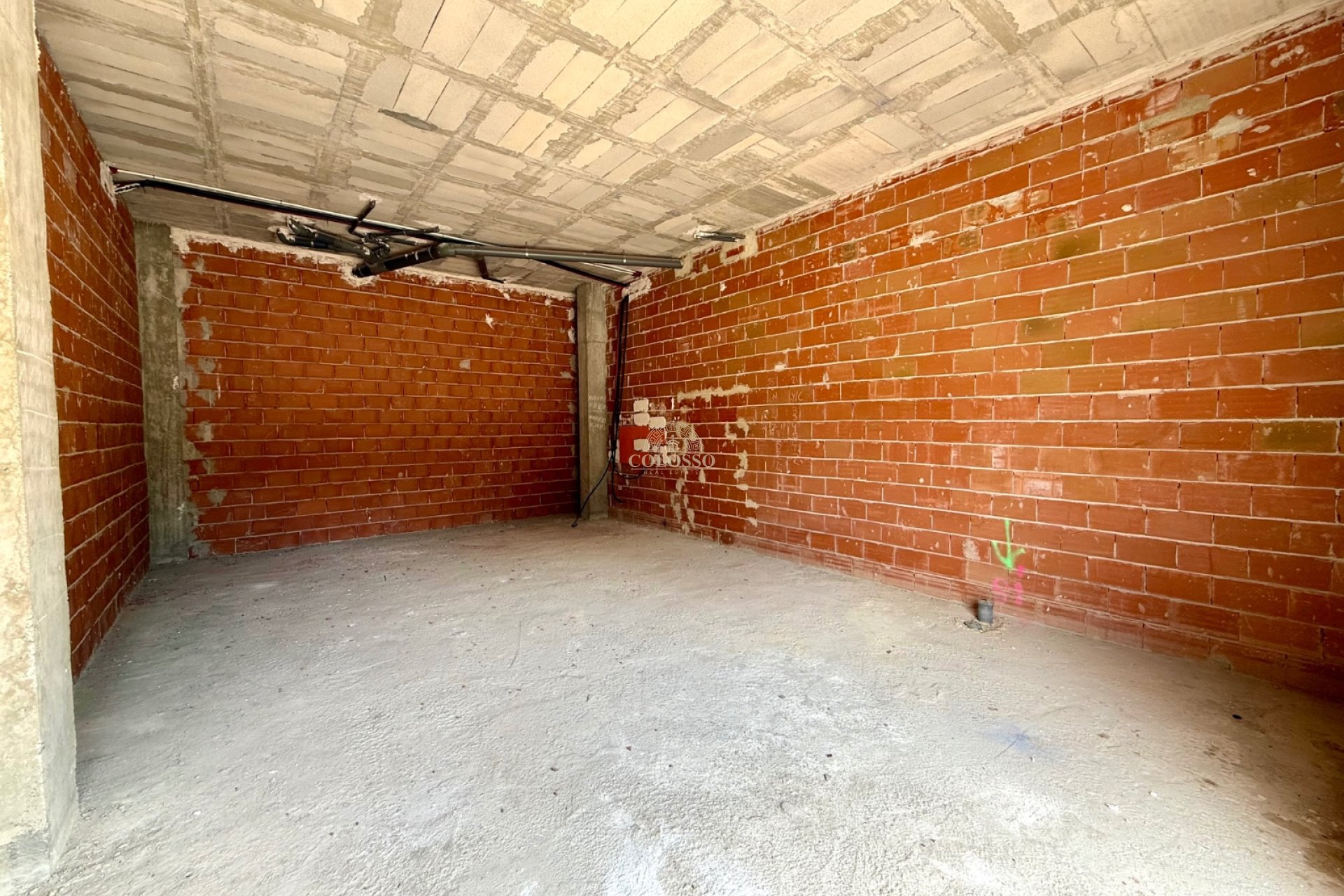 Rental - Commercial Premises -
Rafal