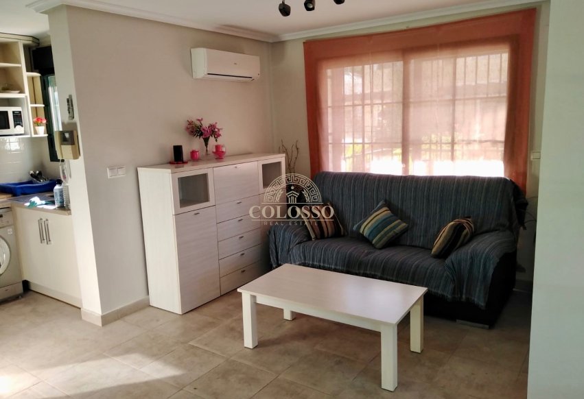 Rental - Semi-detached Villa -
Torrevieja - Los Balcones - Los Altos del Edén