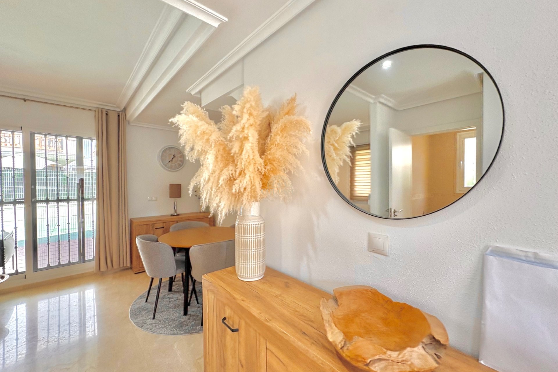 Rental - Villa -
Guardamar del Segura - Urbanizaciones