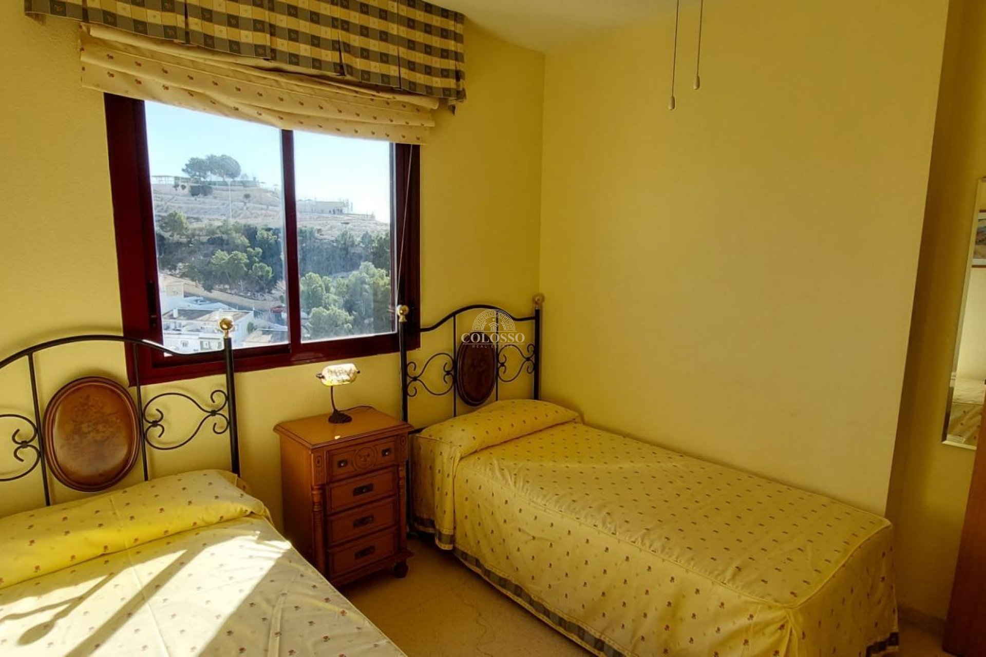 Resale - Apartamento -
Benidorm - Cala de Finestrat