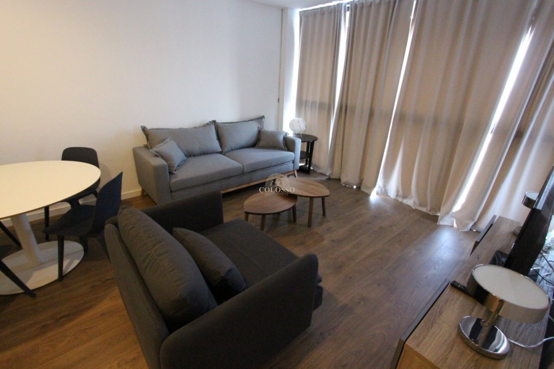 Resale - Apartamento -
Benidorm - Levante