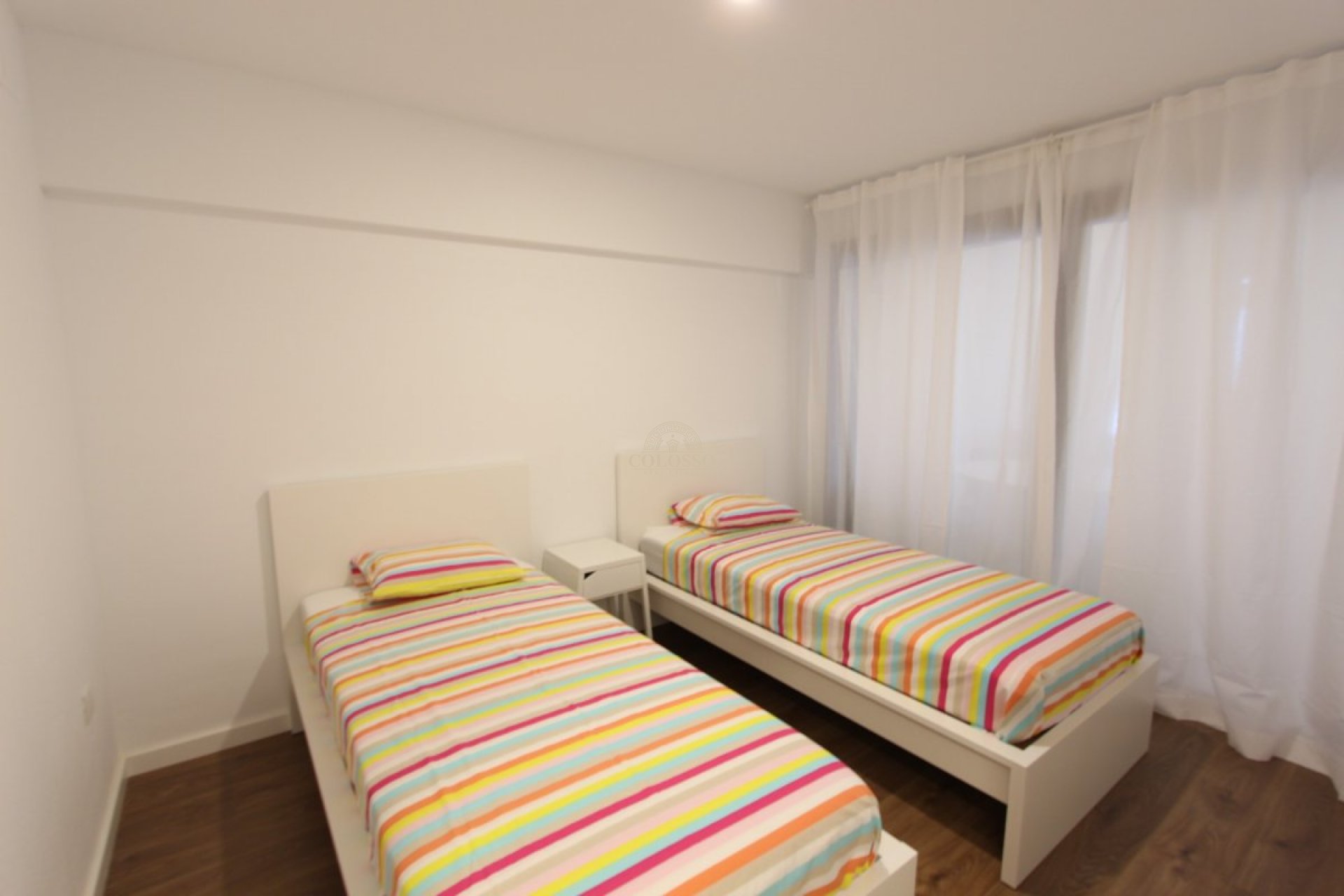 Resale - Apartamento -
Benidorm - Levante
