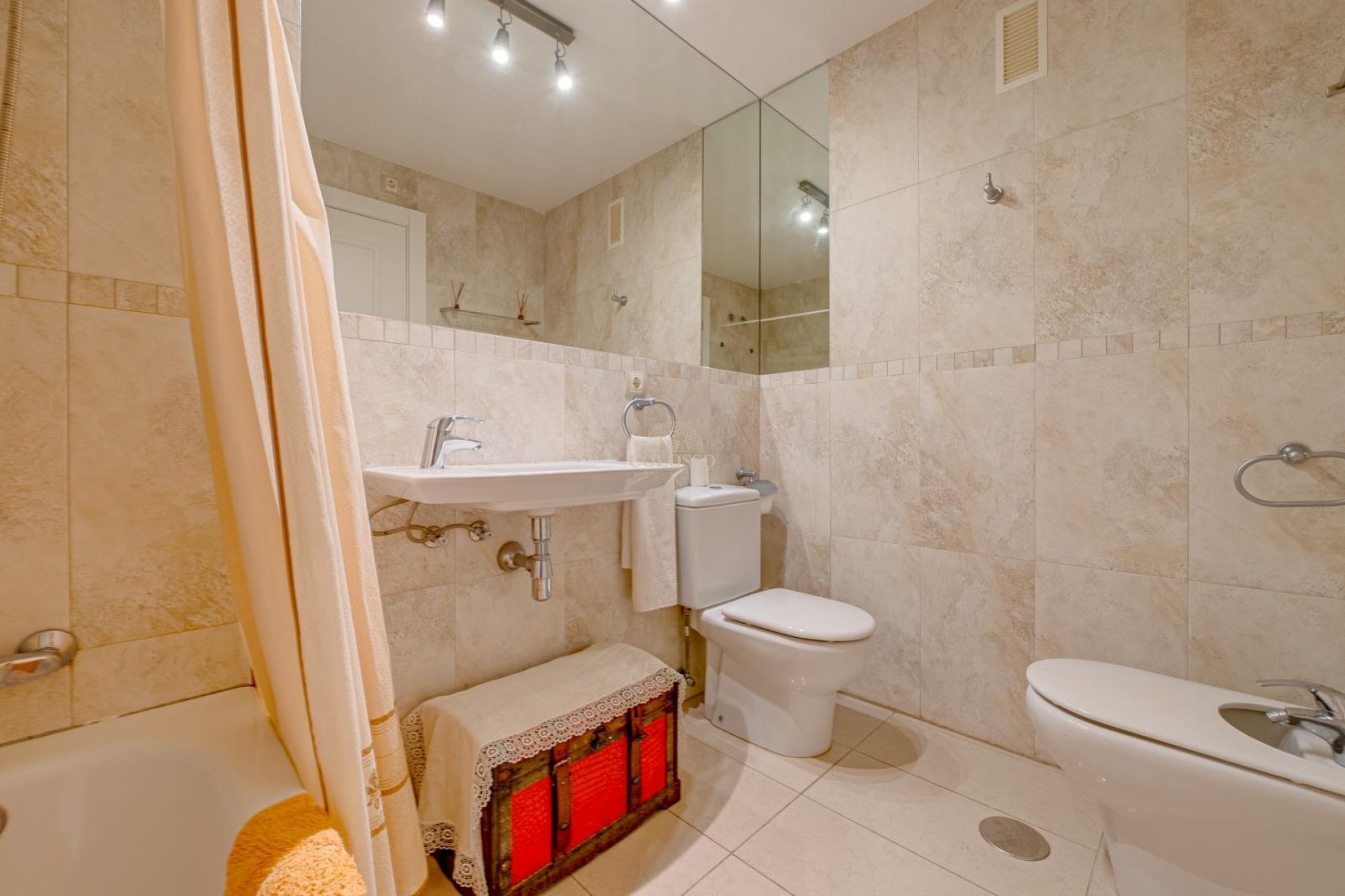 Resale - Apartamento -
Benidorm - Levante
