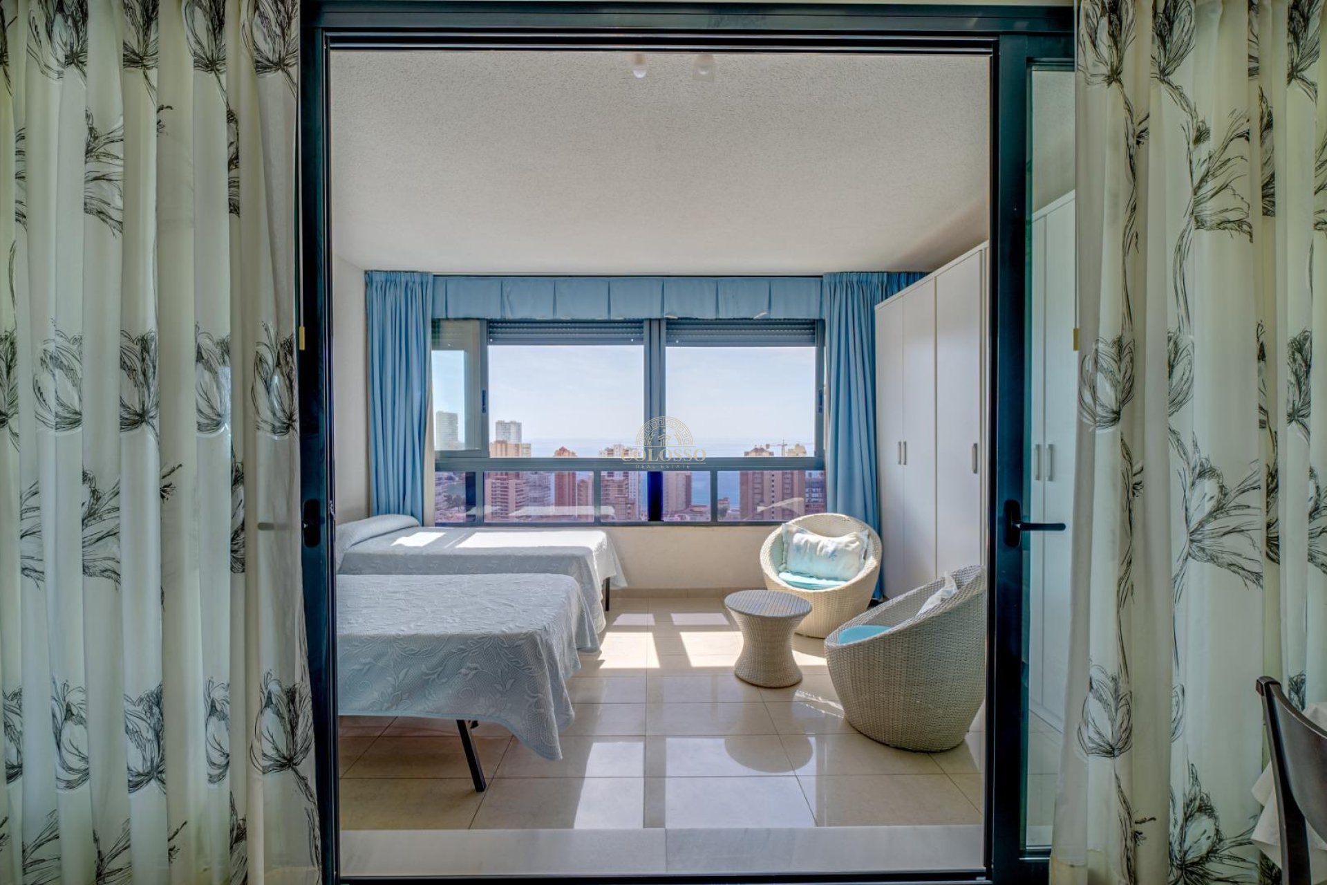Resale - Apartamento -
Benidorm - Levante
