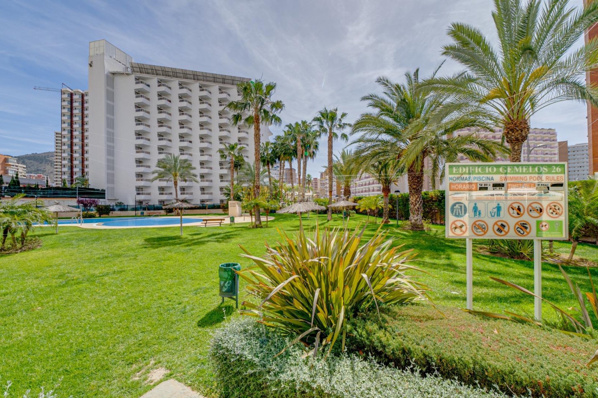Resale - Apartamento -
Benidorm - Levante
