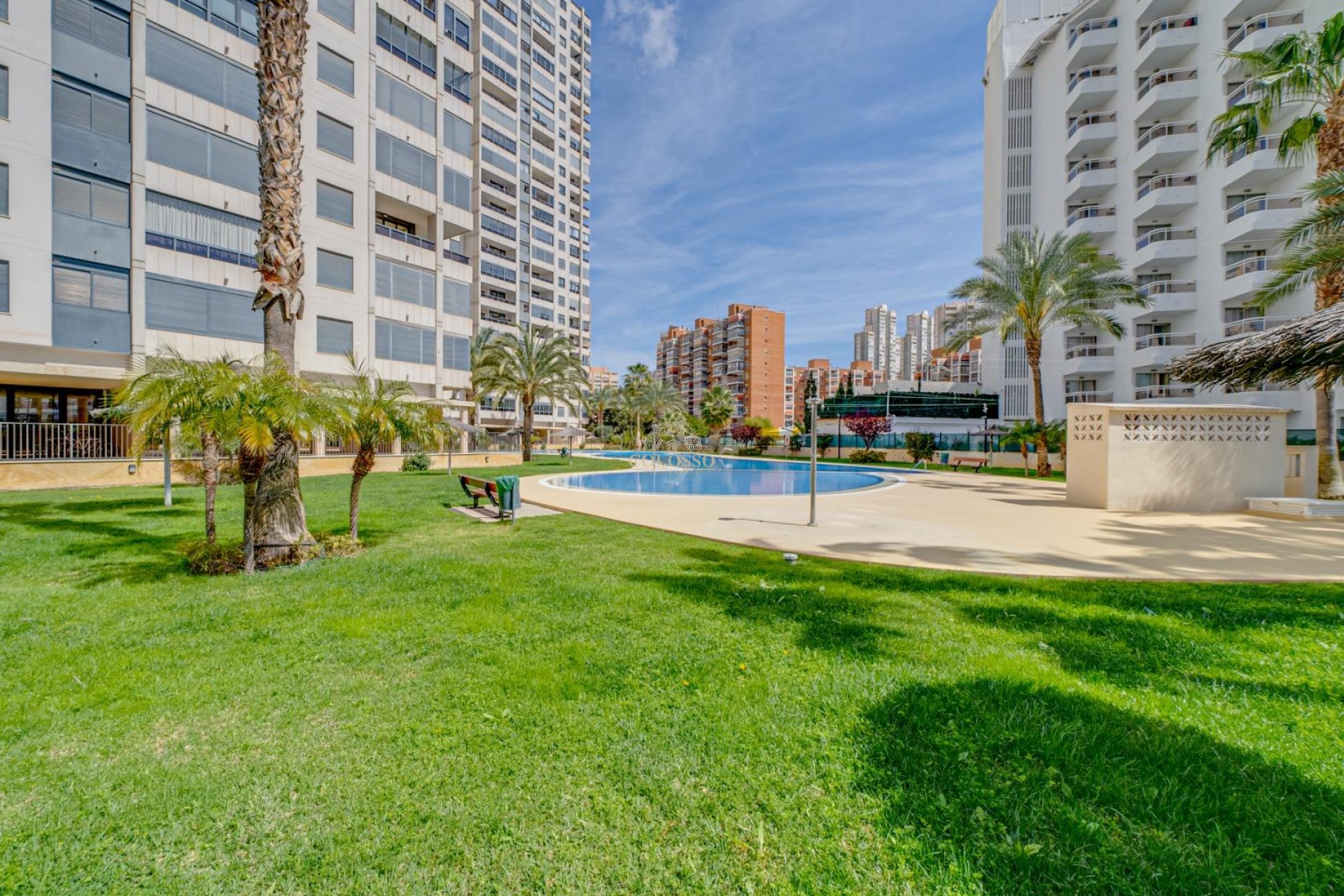 Resale - Apartamento -
Benidorm - Levante