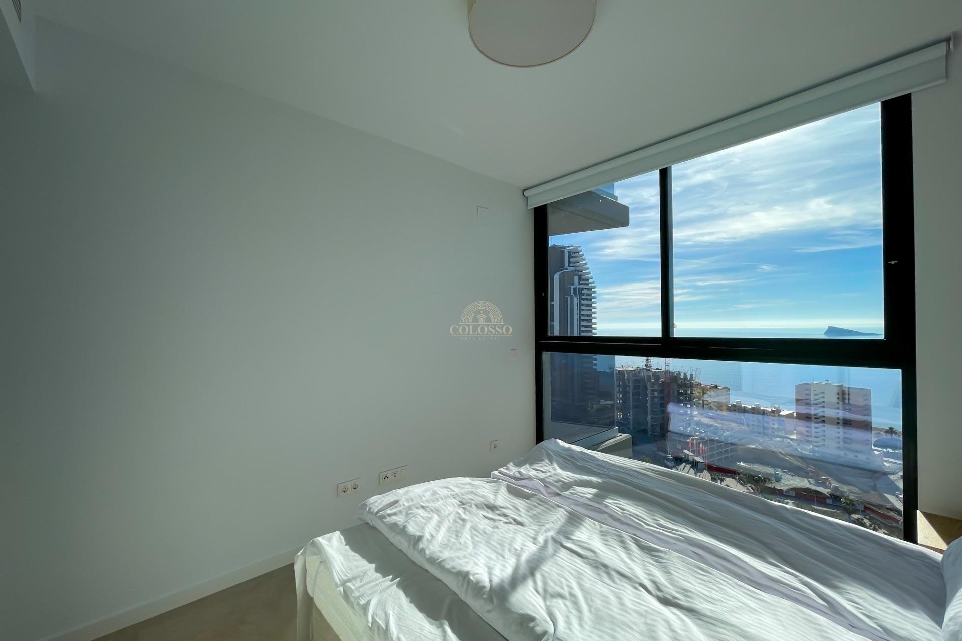 Resale - Apartamento -
Benidorm - Poniente