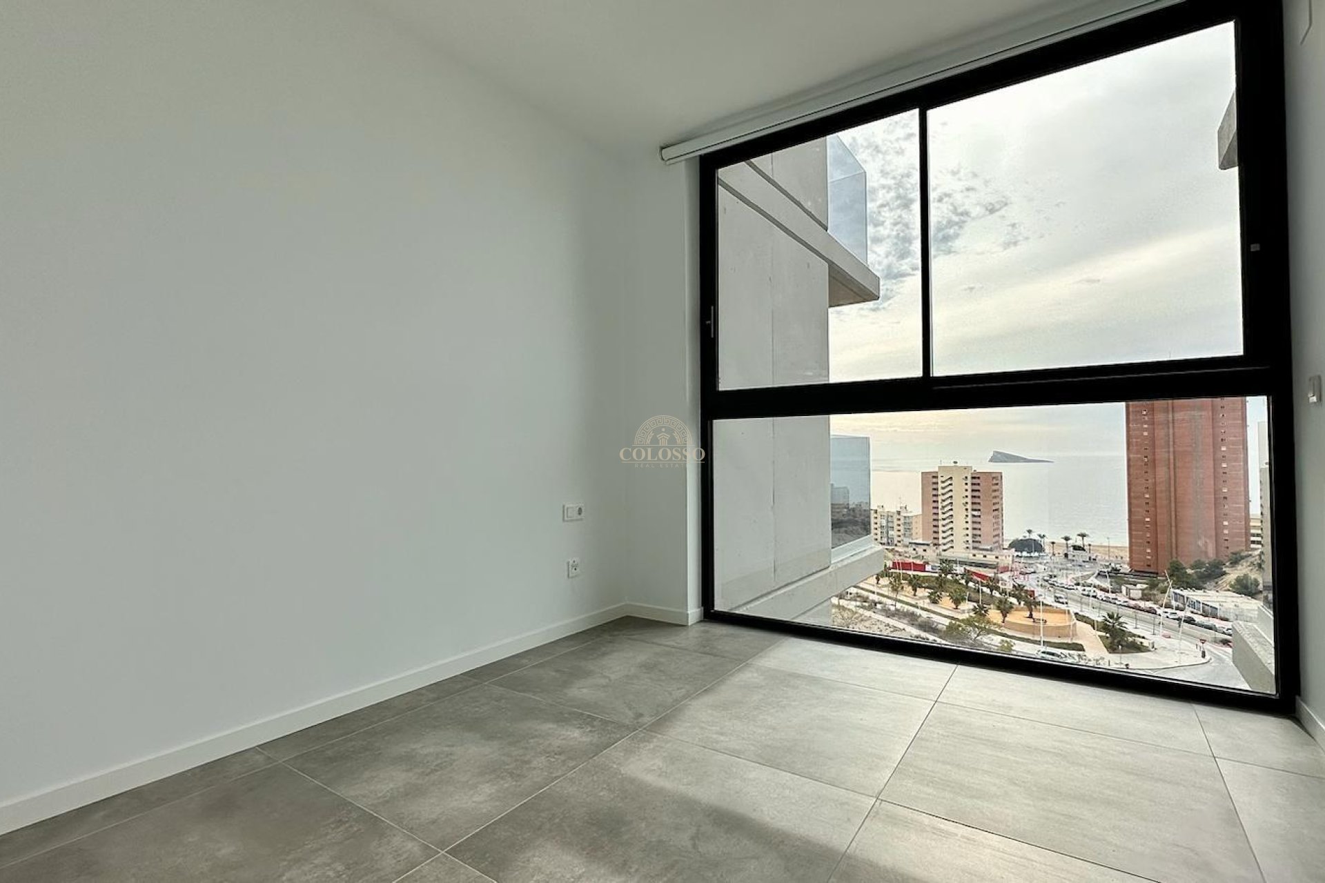 Resale - Apartamento -
Benidorm - Poniente