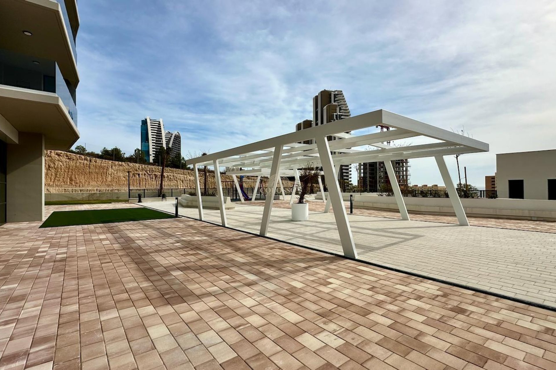 Resale - Apartamento -
Benidorm - Poniente