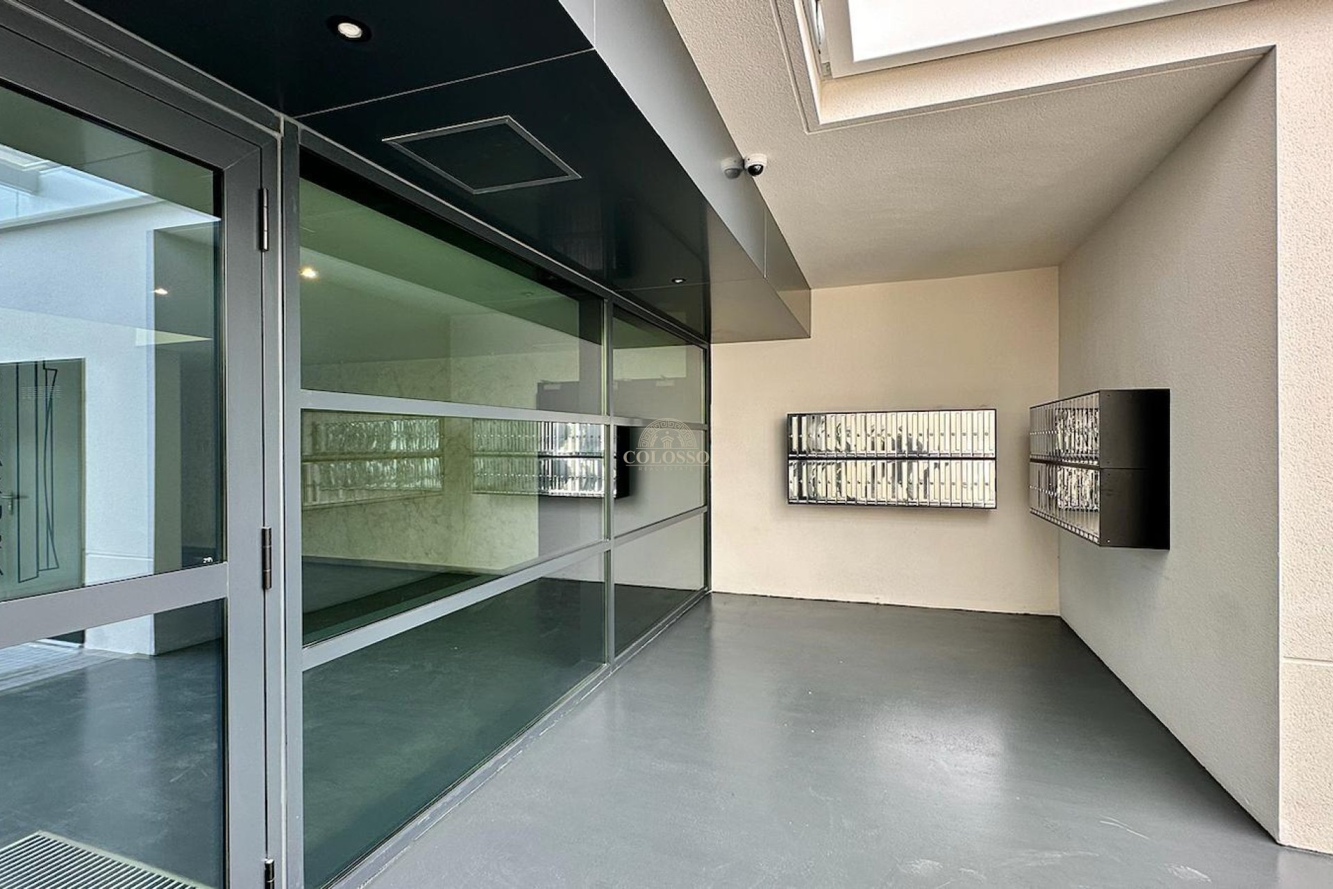 Resale - Apartamento -
Benidorm - Poniente