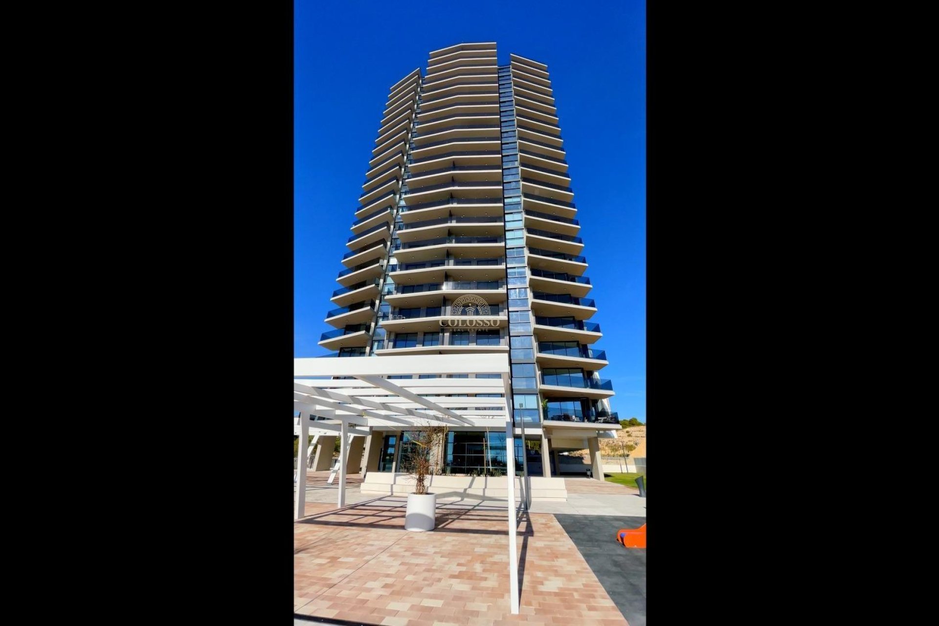 Resale - Apartamento -
Benidorm - Poniente