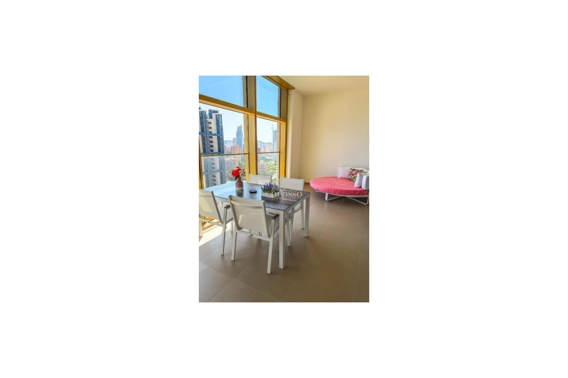 Resale - Apartamento -
Benidorm - Poniente