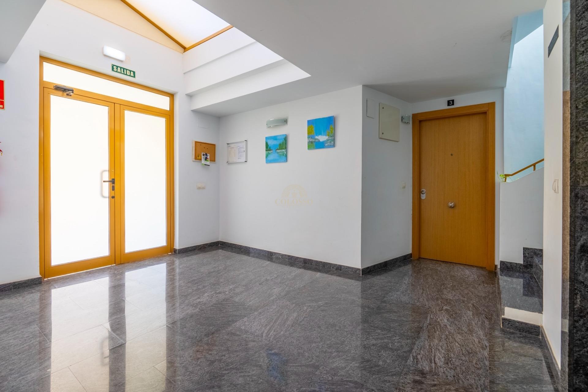 Resale - Apartamento -
Finestrat - Sierra cortina