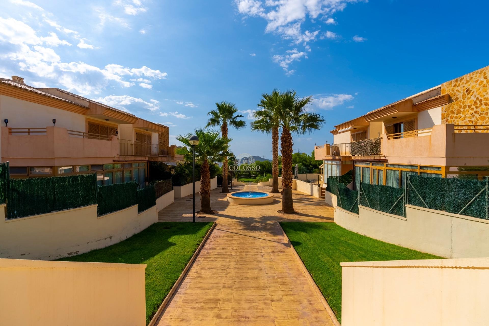 Resale - Apartamento -
Finestrat - Sierra cortina