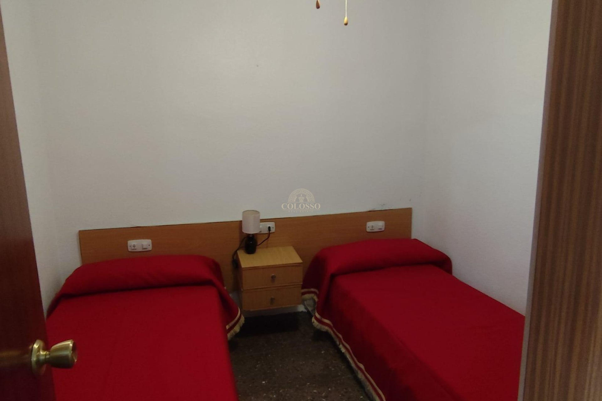 Resale - Apartamento -
Guardamar del Segura - Pueblo