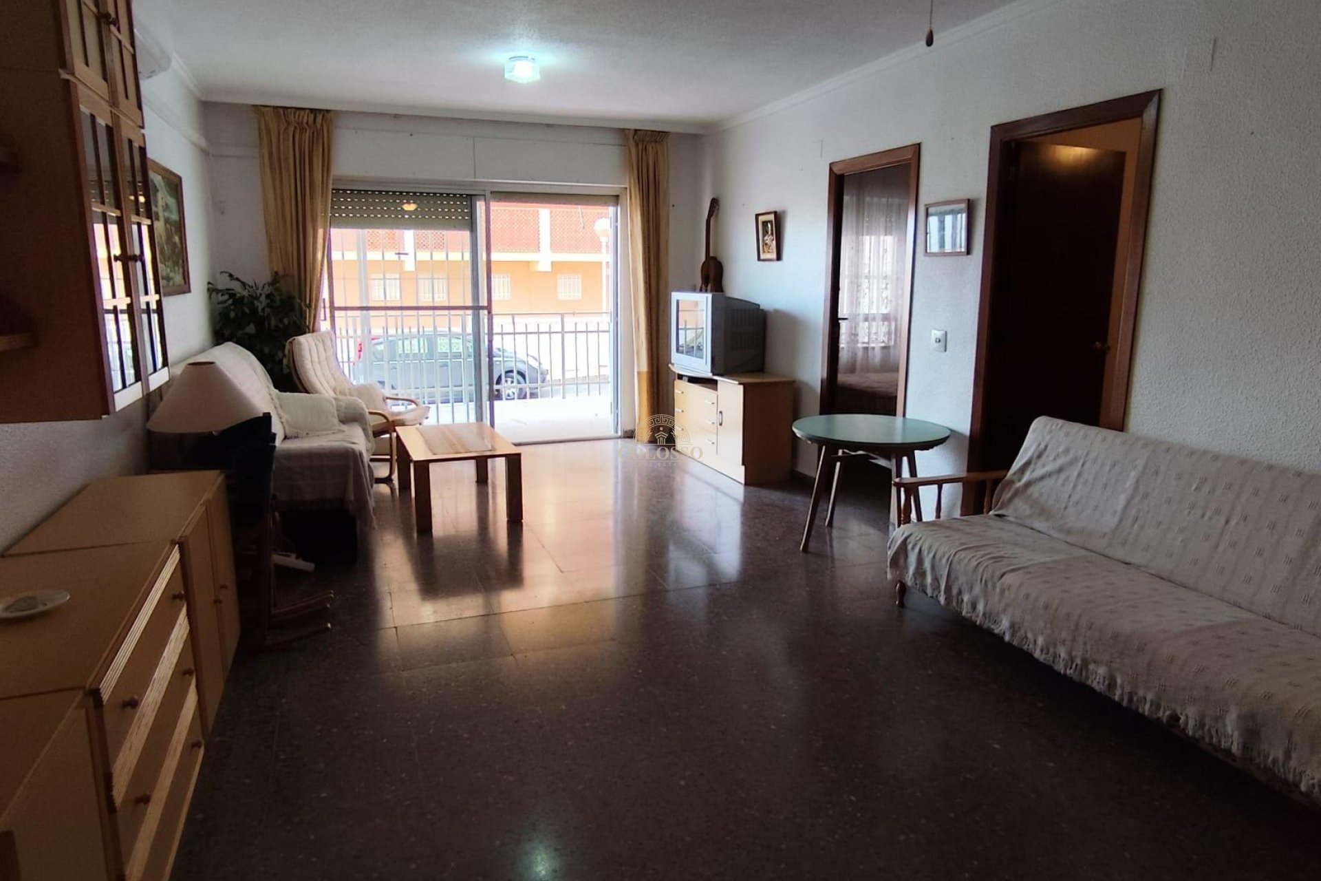 Resale - Apartamento -
Guardamar del Segura - Pueblo