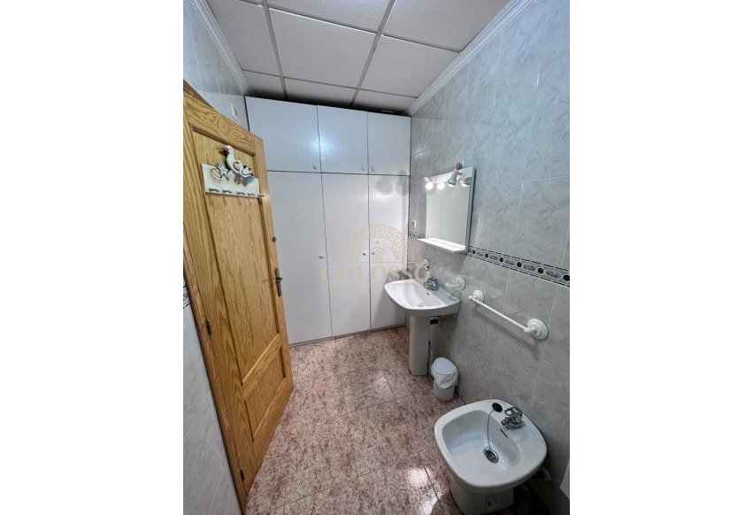 Resale - Apartamento -
Torrevieja - Acequion