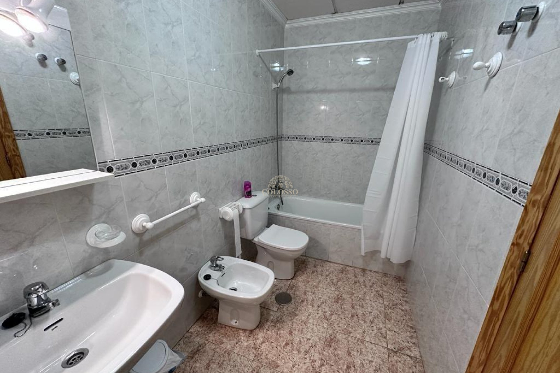 Resale - Apartamento -
Torrevieja - Acequion