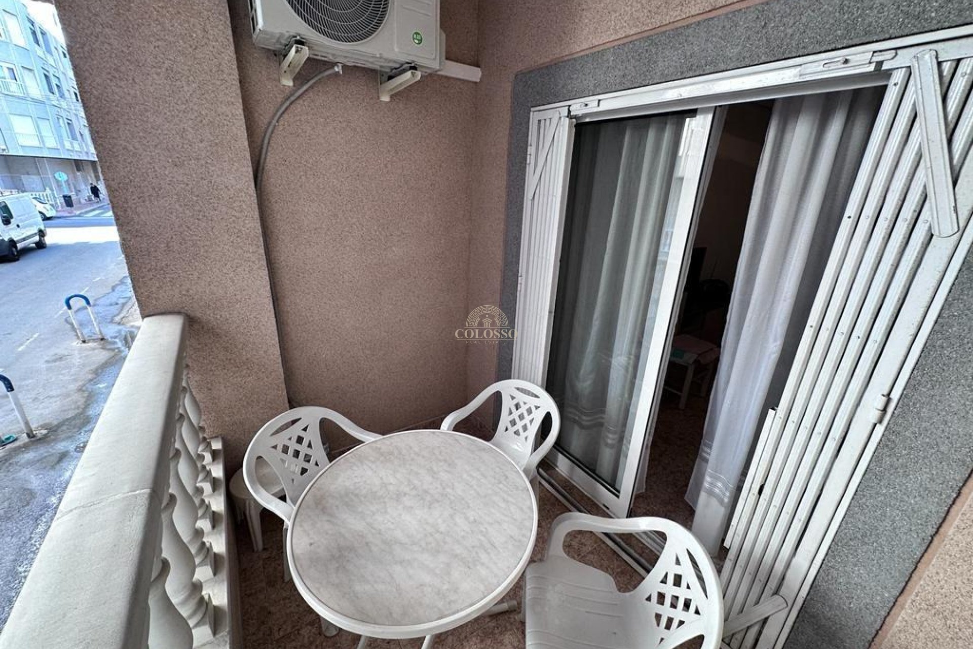 Resale - Apartamento -
Torrevieja - Acequion