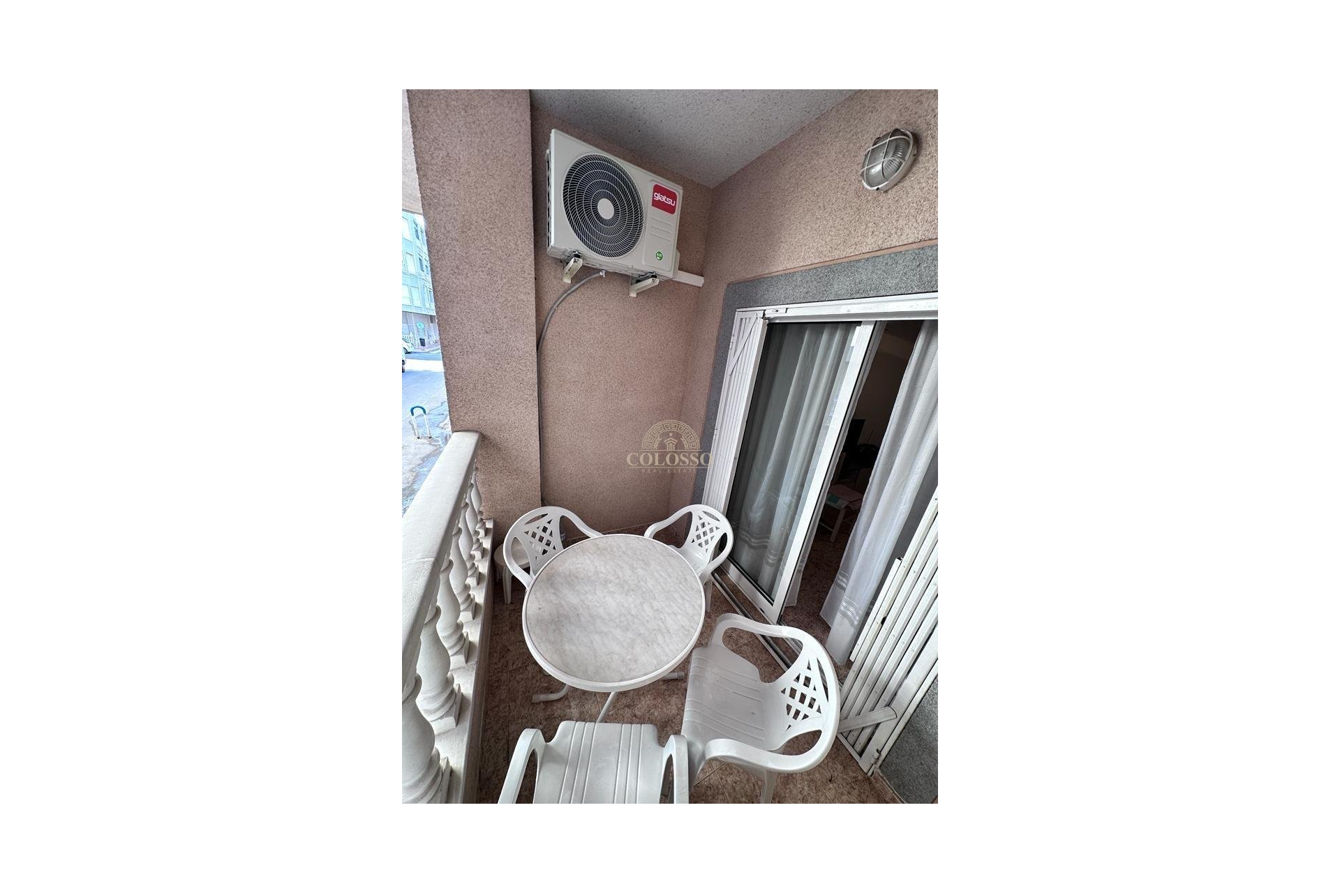 Resale - Apartamento -
Torrevieja - Acequion