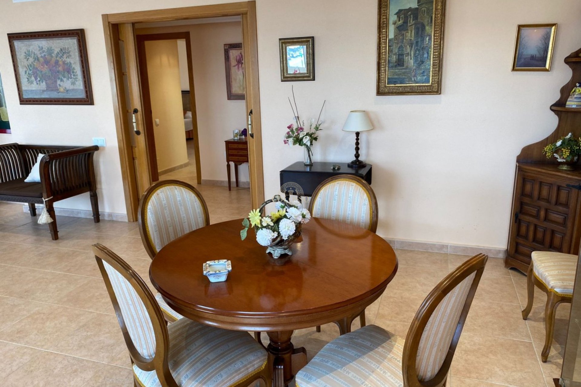 Resale - Apartamento -
Torrevieja - Centro