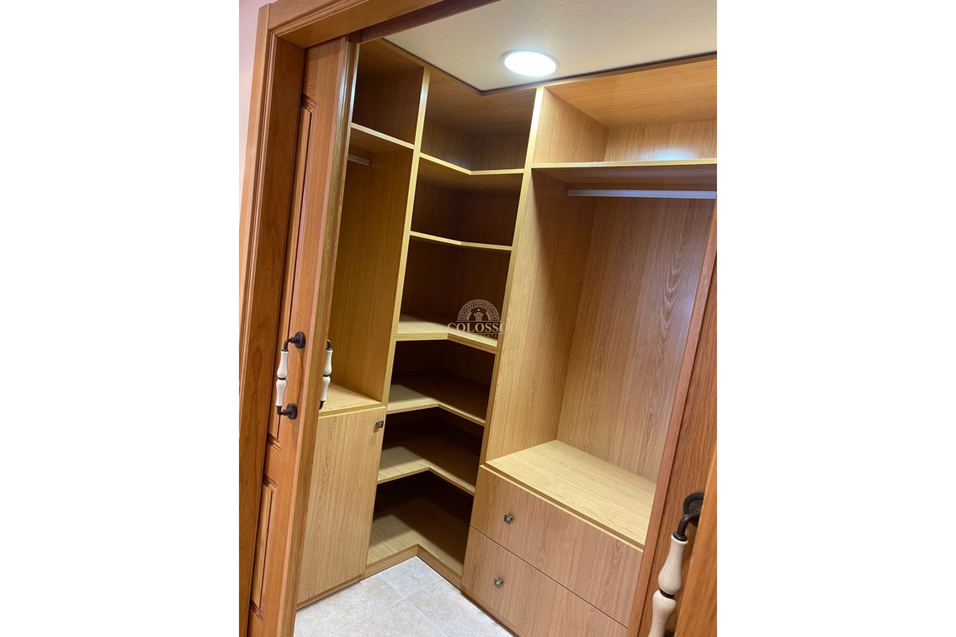 Resale - Apartamento -
Torrevieja - Centro