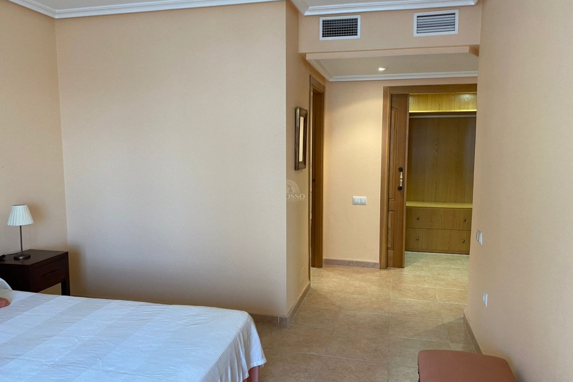 Resale - Apartamento -
Torrevieja - Centro