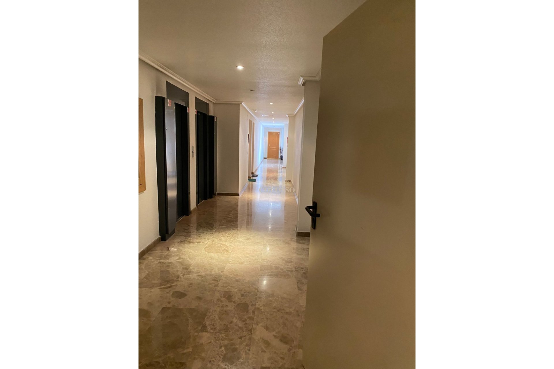 Resale - Apartamento -
Torrevieja - Centro